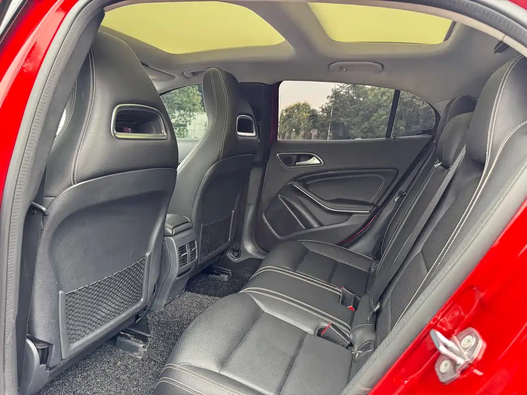 Mercedes-Benz GLA — миниатюра 5