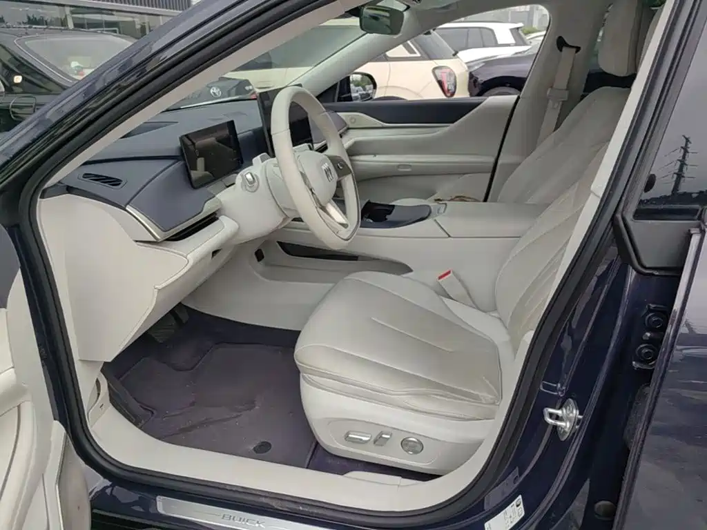 Buick Electra L7 — миниатюра 15