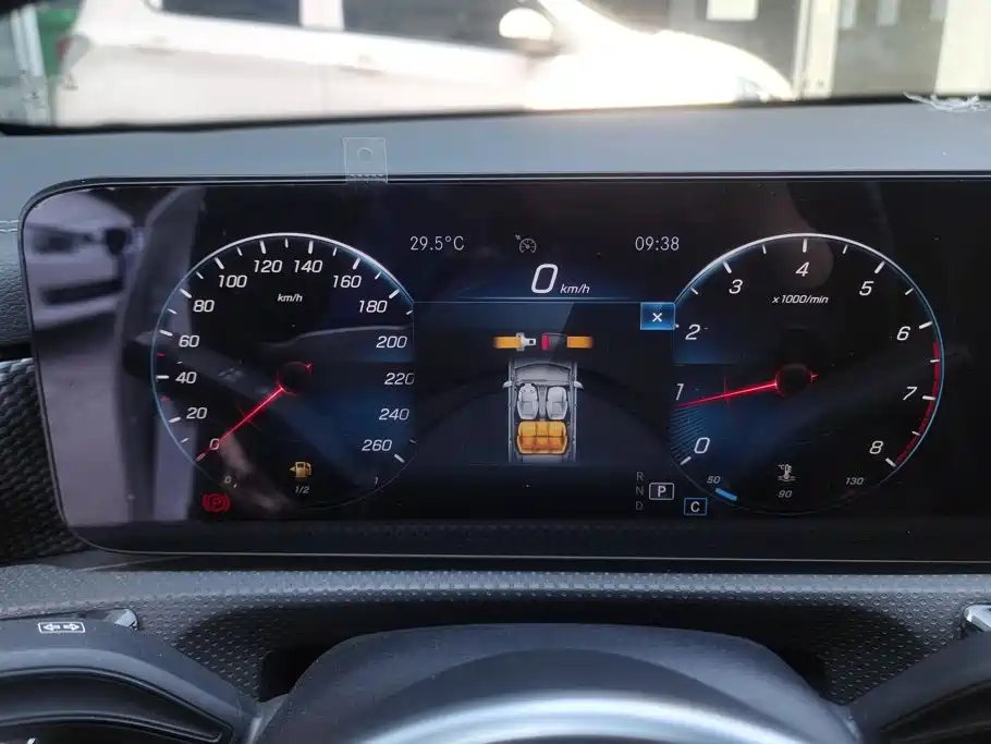 Mercedes-Benz A-Class — миниатюра 14