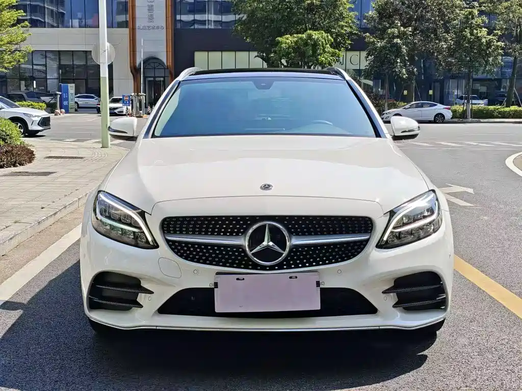 Mercedes-Benz C-Class (Import) — миниатюра 2