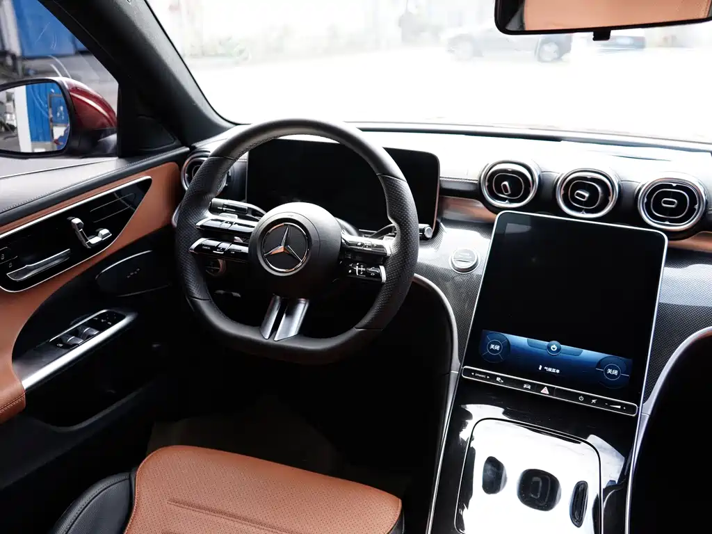 Mercedes-Benz C-Class — миниатюра 8
