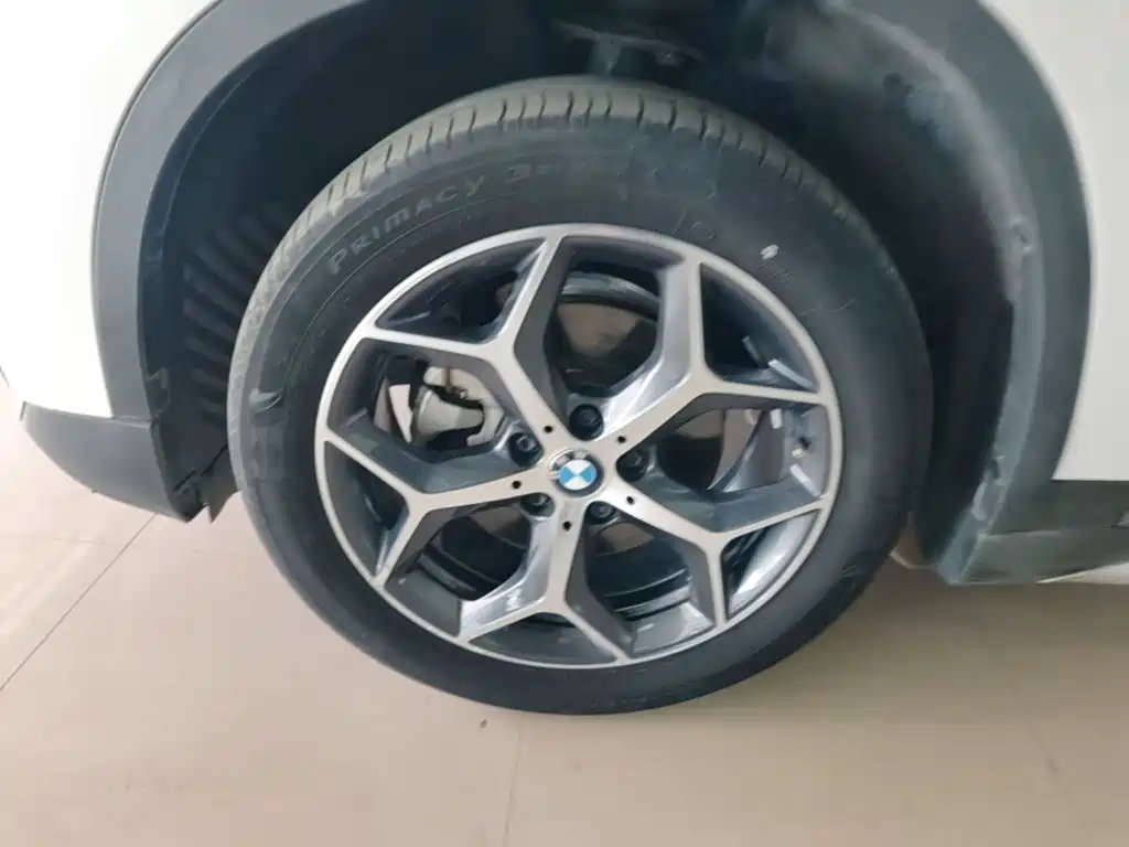 BMW X1 — миниатюра 23