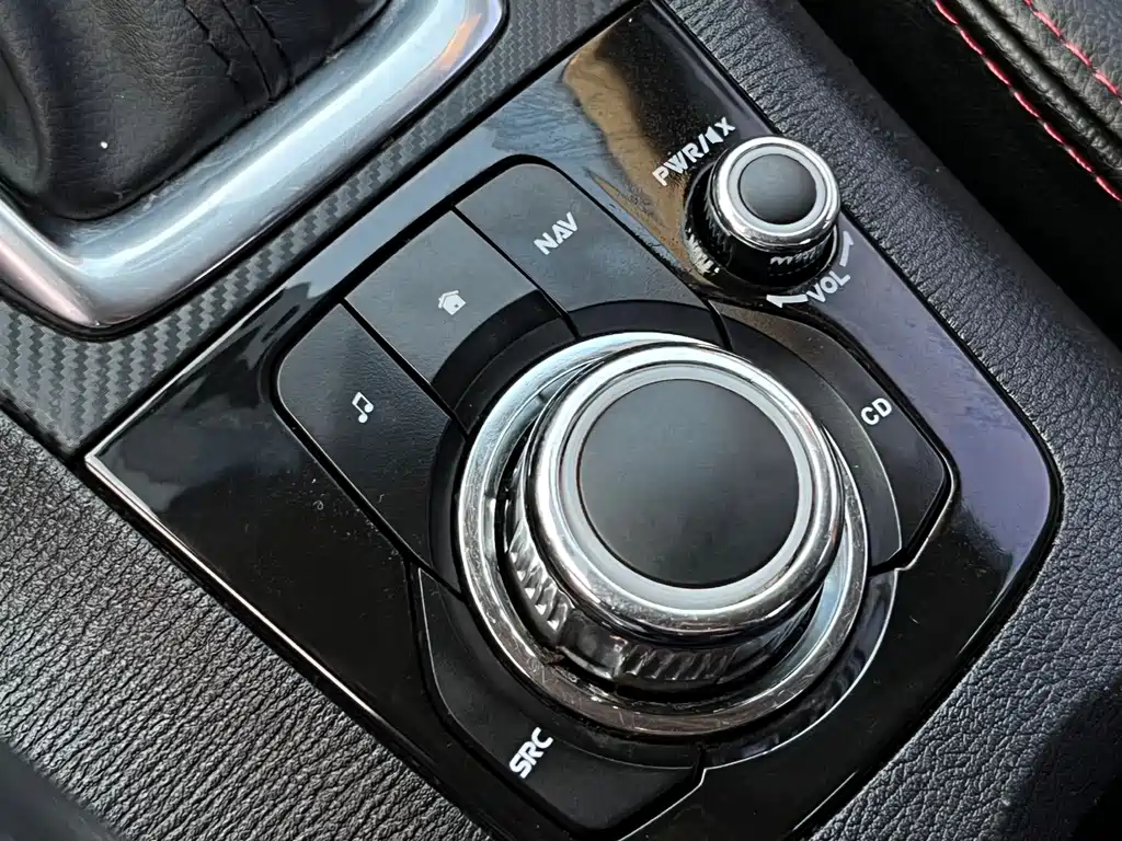 Mazda 3 Axela — миниатюра 20