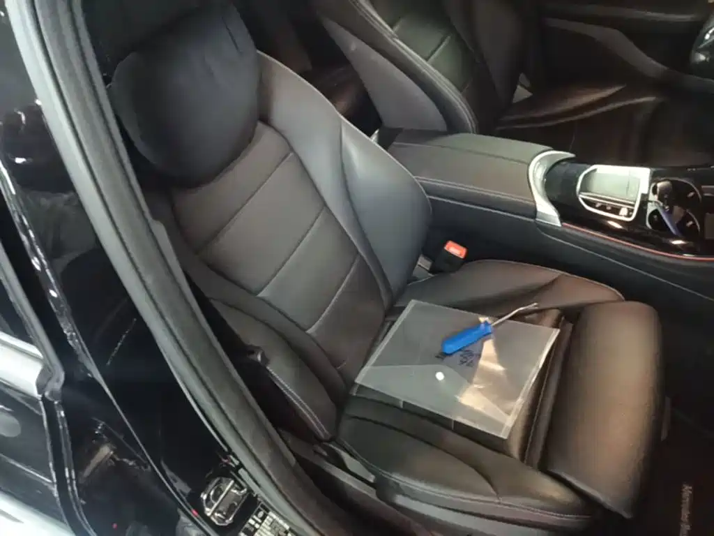 Mercedes-Benz EQC — миниатюра 25