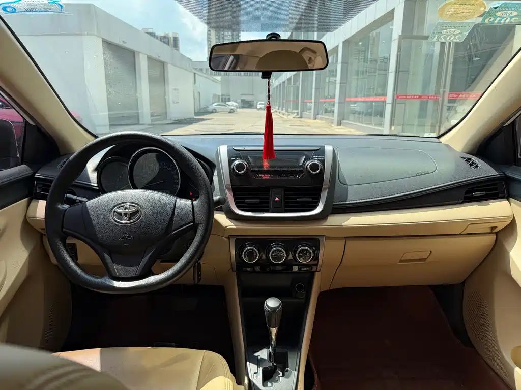 Toyota Vios — миниатюра 5