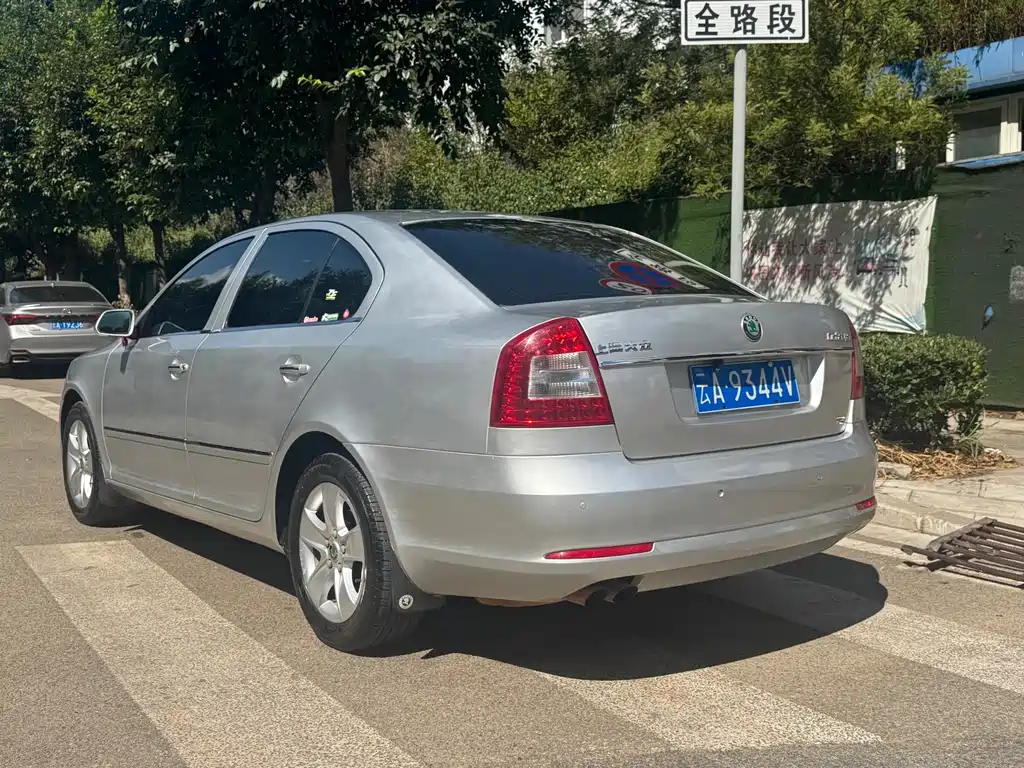 Skoda Octavia — миниатюра 10
