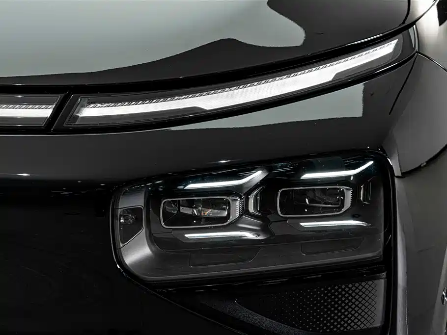XPeng G9 — миниатюра 4