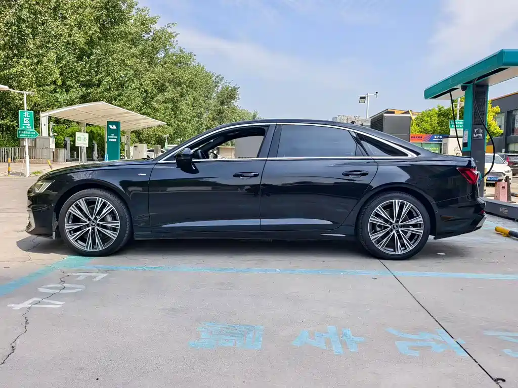 Audi A6L — миниатюра 8
