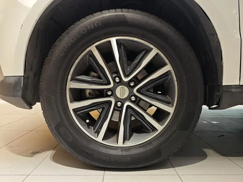 GEELY AUTOMOBILE VISION X6