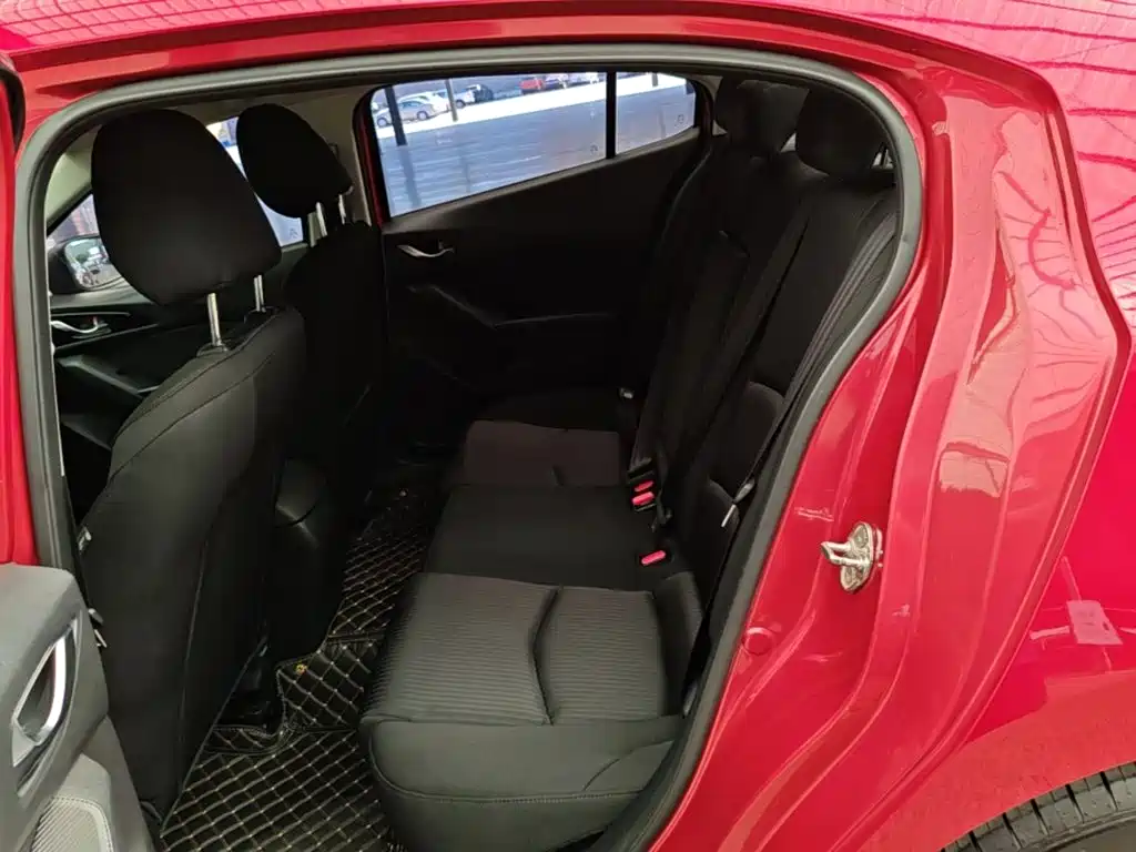 Mazda 3 Axela — миниатюра 17