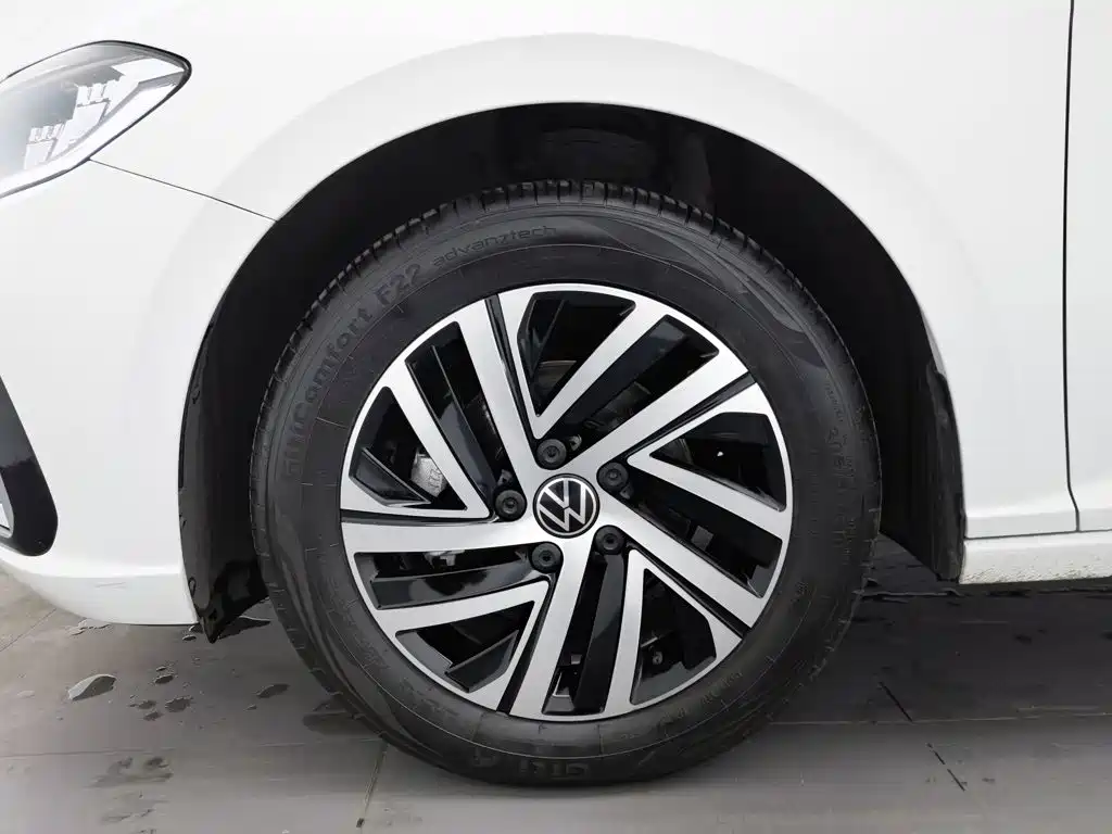 Volkswagen Lavida — миниатюра 17