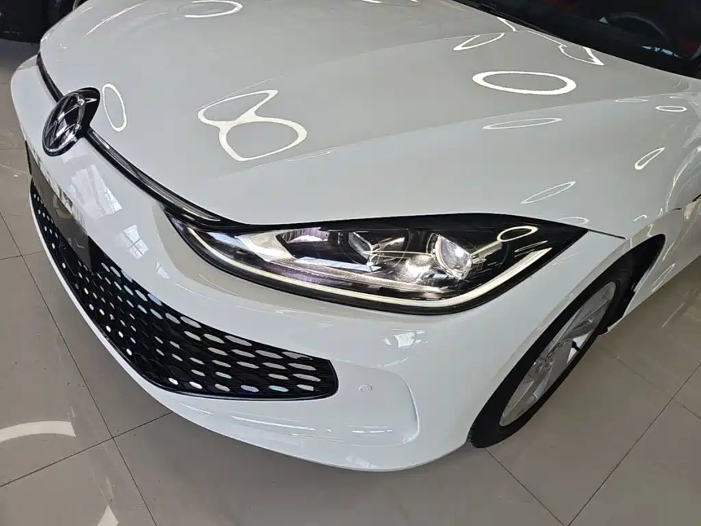 Volkswagen Lamando — миниатюра 24