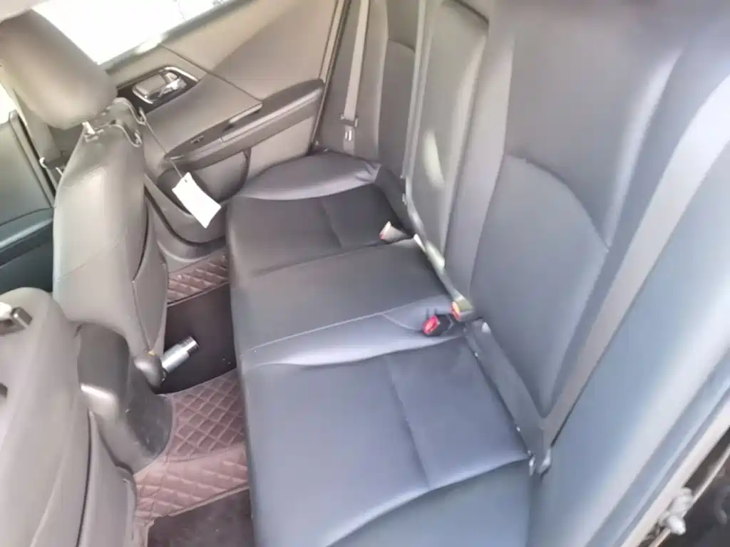 Honda Accord — миниатюра 17