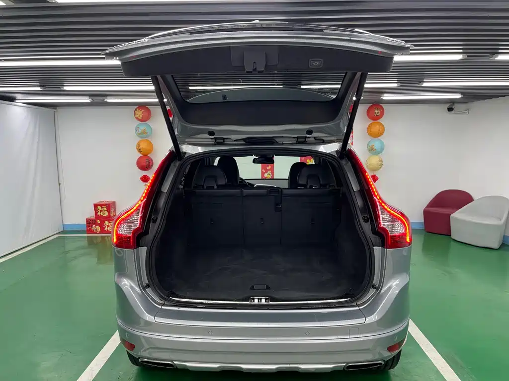 Volvo XC60 (Import) — миниатюра 23