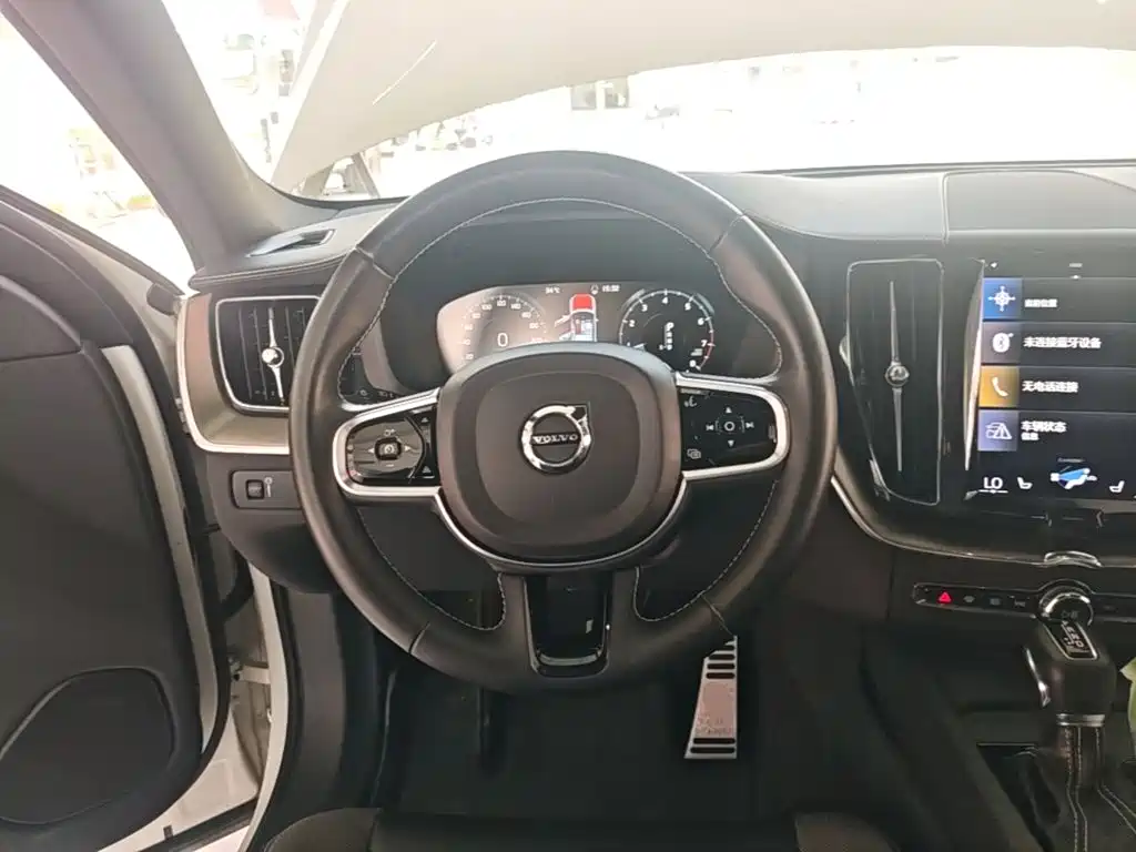 Volvo XC60 — миниатюра 11