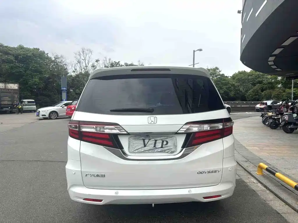 Honda Odyssey — миниатюра 3