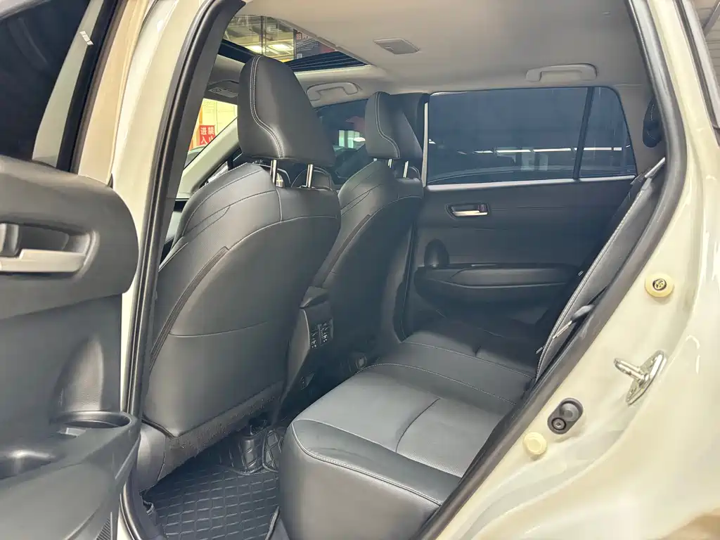 Toyota Frontlander — миниатюра 11