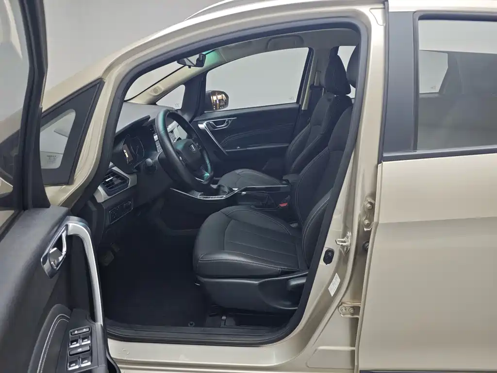 Geely Vision X3 — миниатюра 10