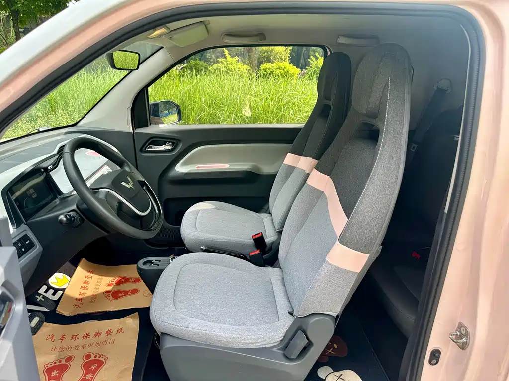 Wuling MINIEV — миниатюра 7