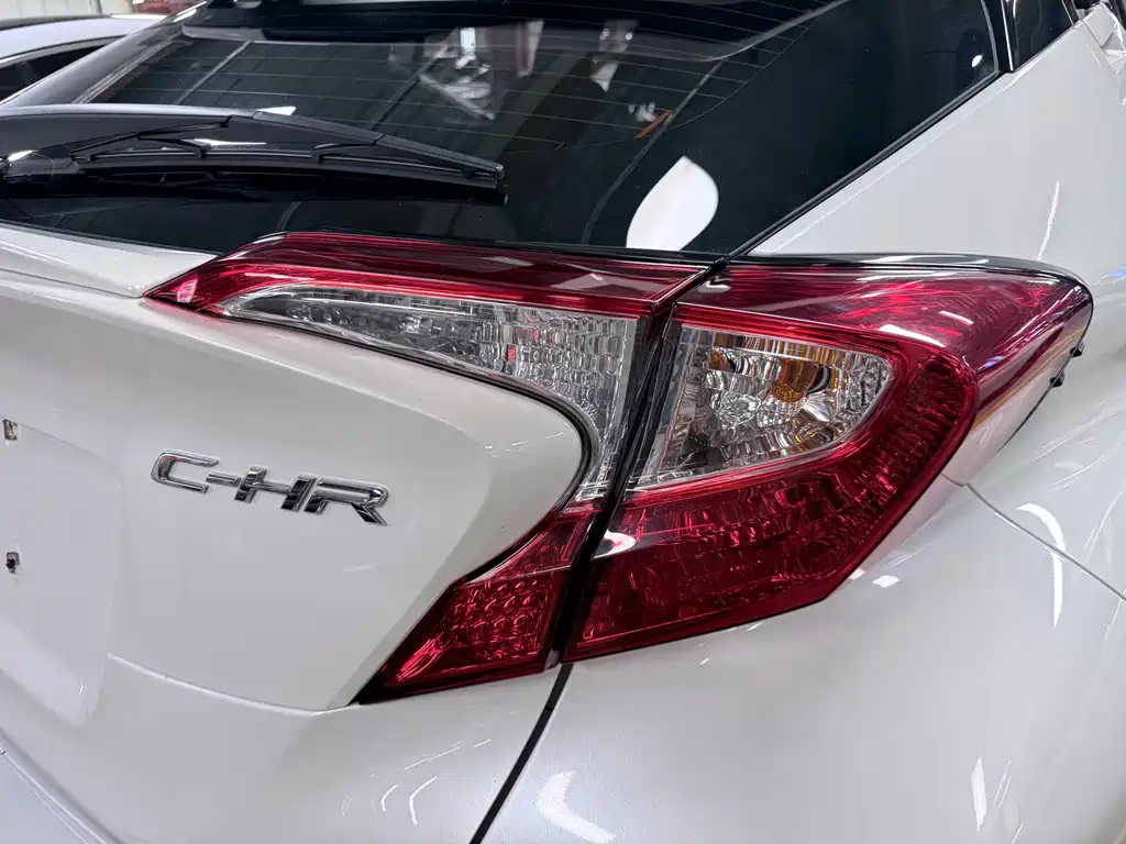 Toyota C-HR — миниатюра 18