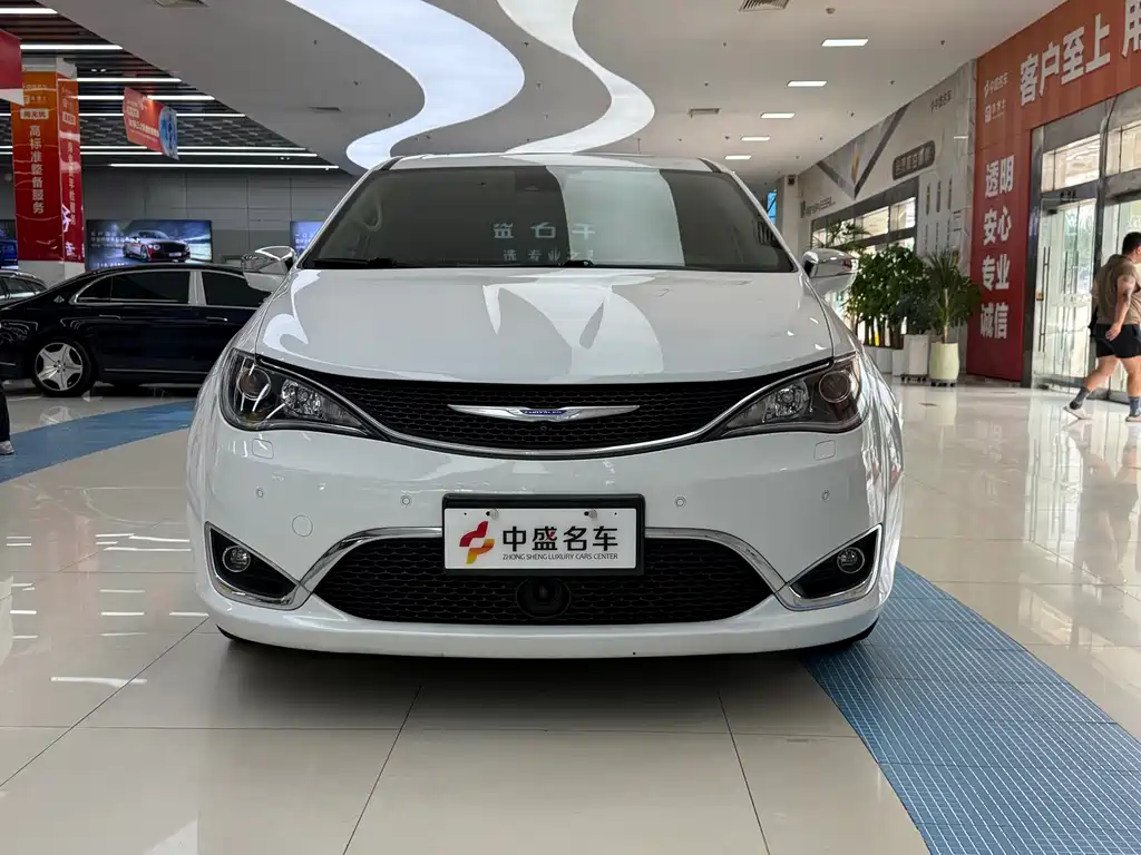 Chrysler Grand Voyager 2017 3.6L Premium