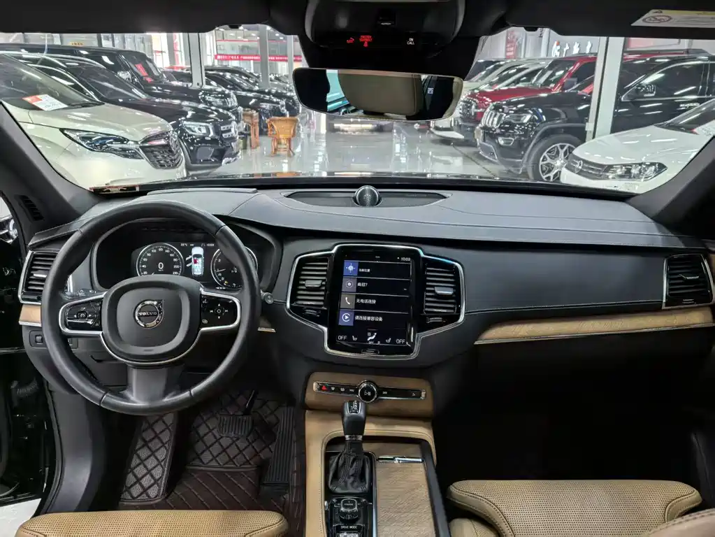 Volvo XC90 2015 T6