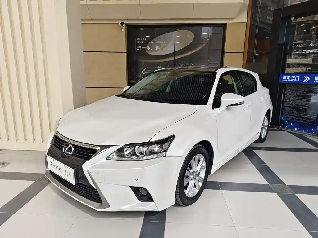 LEXUS CT