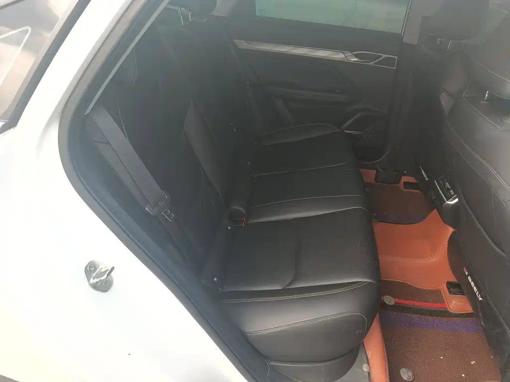 Geely L HiP — миниатюра 13