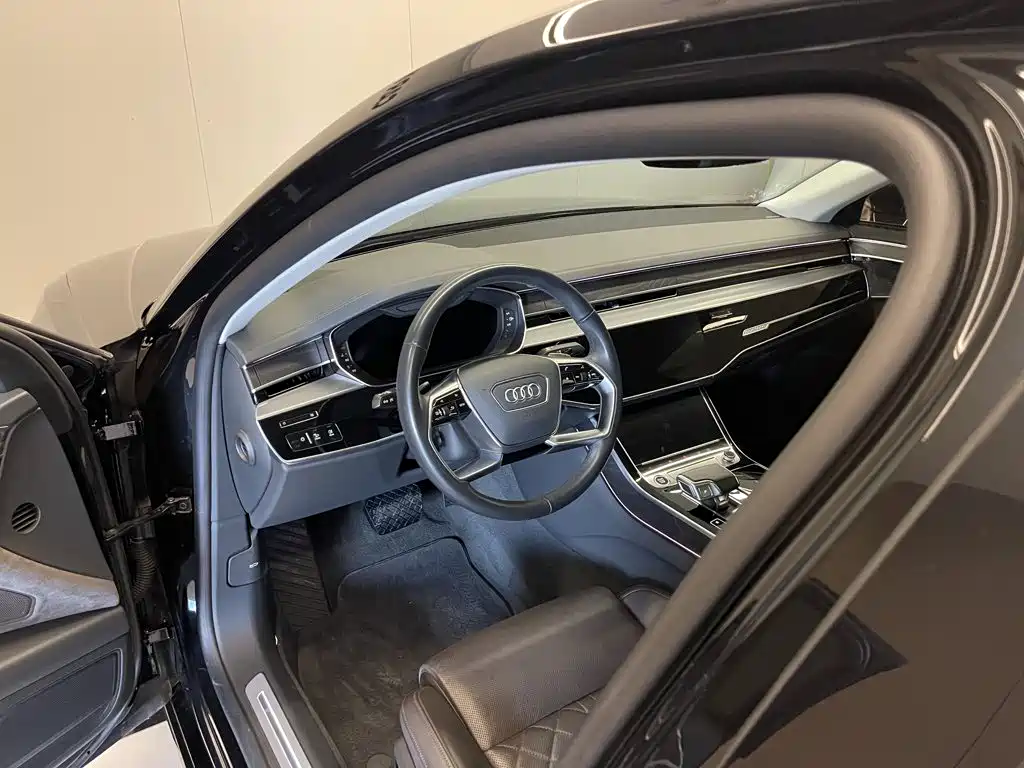 Audi A8 — миниатюра 24