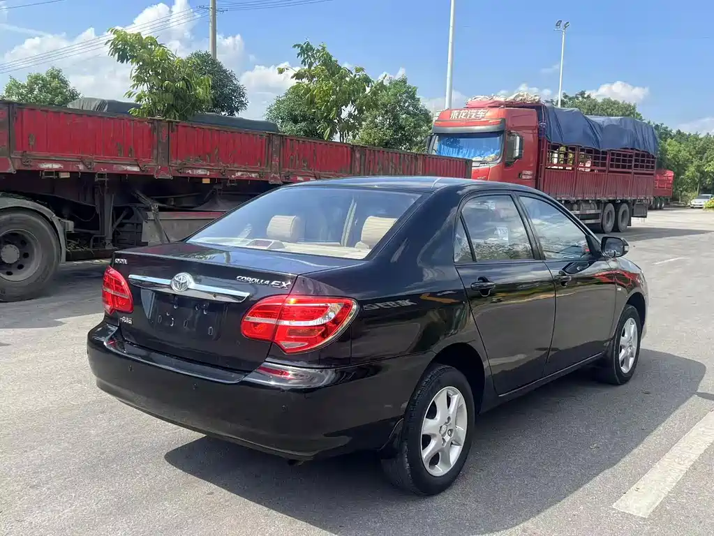 Toyota Corolla — миниатюра 5
