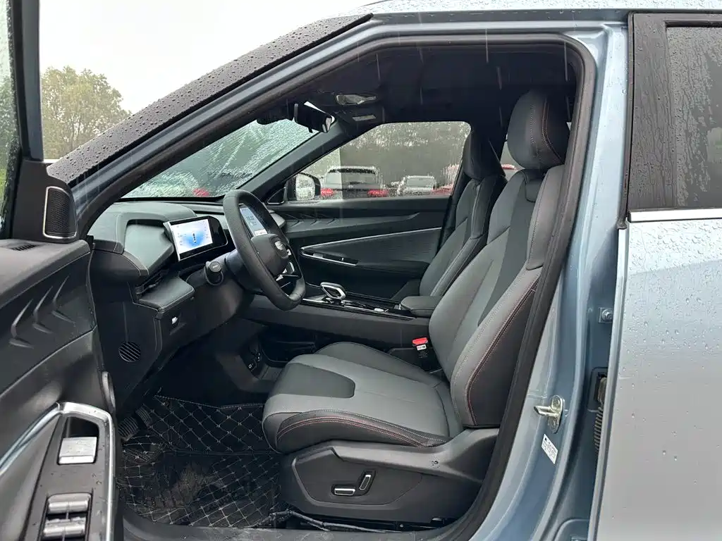 Geely Boyue — миниатюра 9