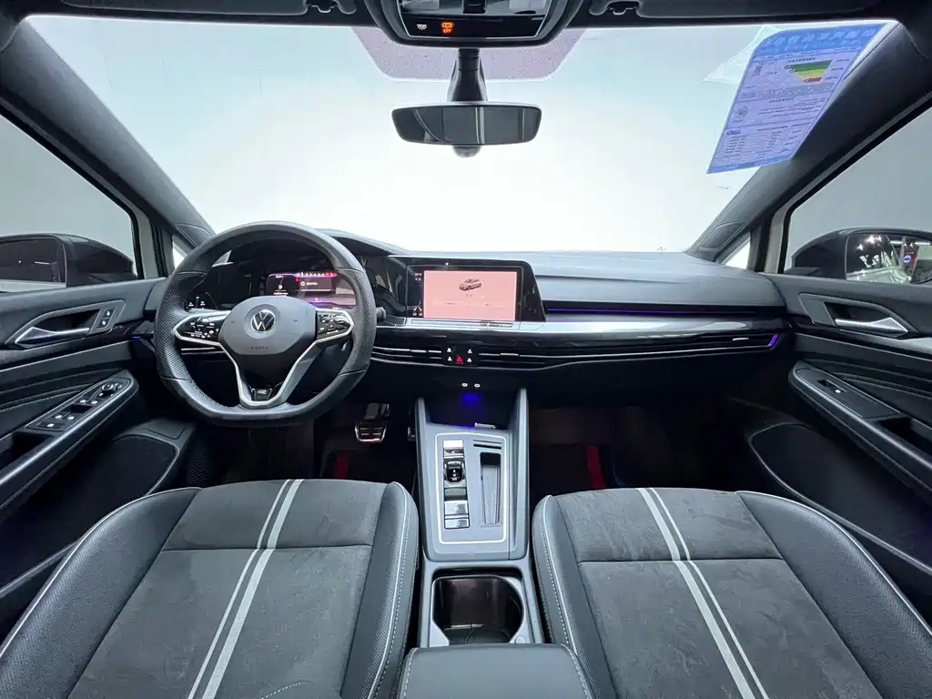 Volkswagen Golf — миниатюра 6