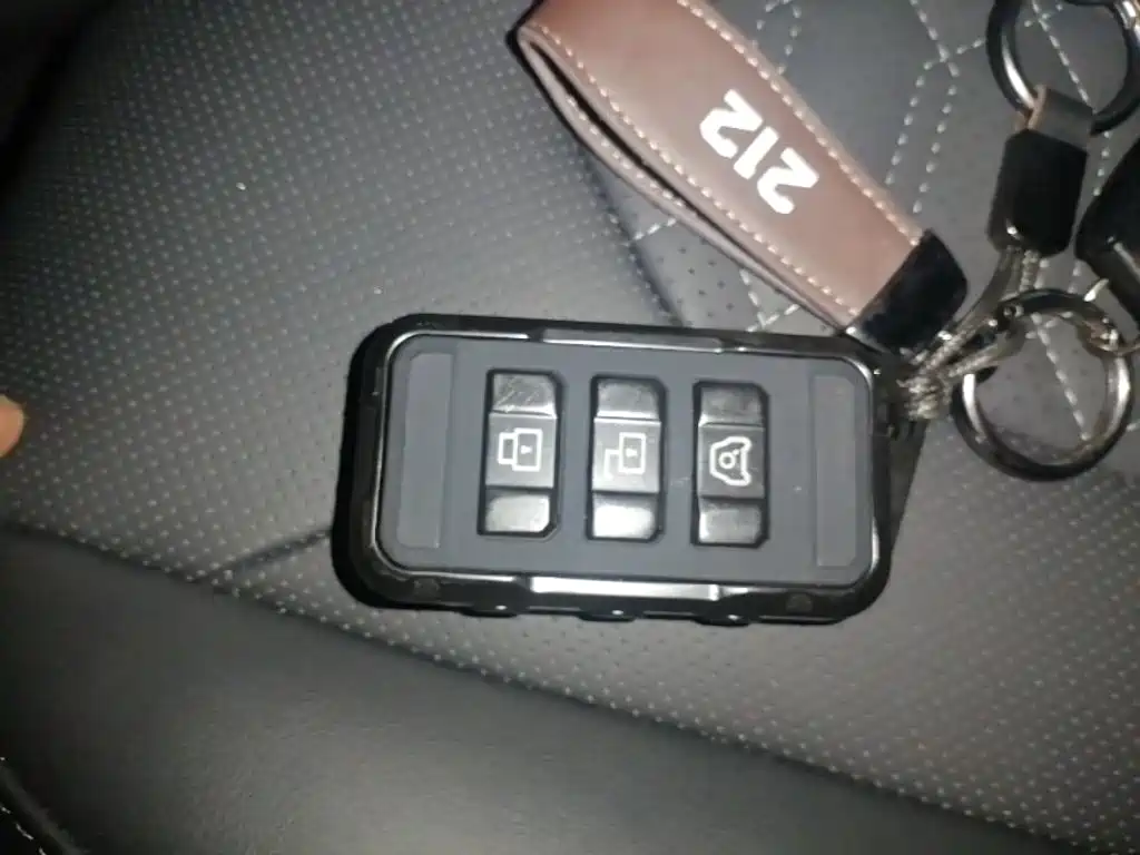 212 212 T01 — миниатюра 9
