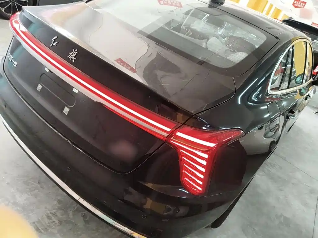 Hongqi Hongqi H5 — миниатюра 7