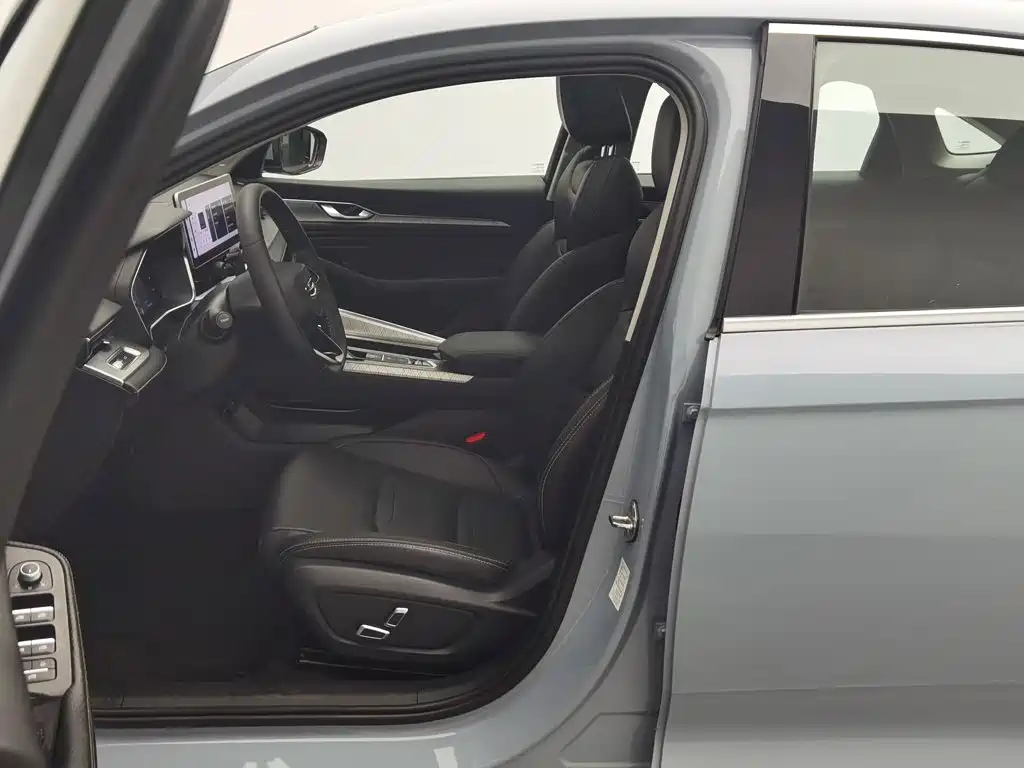 Geely Xingrui — миниатюра 10