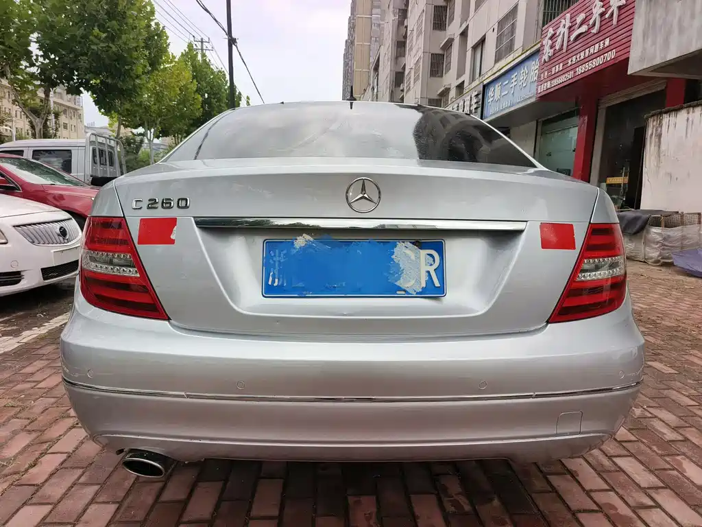 Mercedes-Benz C-Class — миниатюра 4
