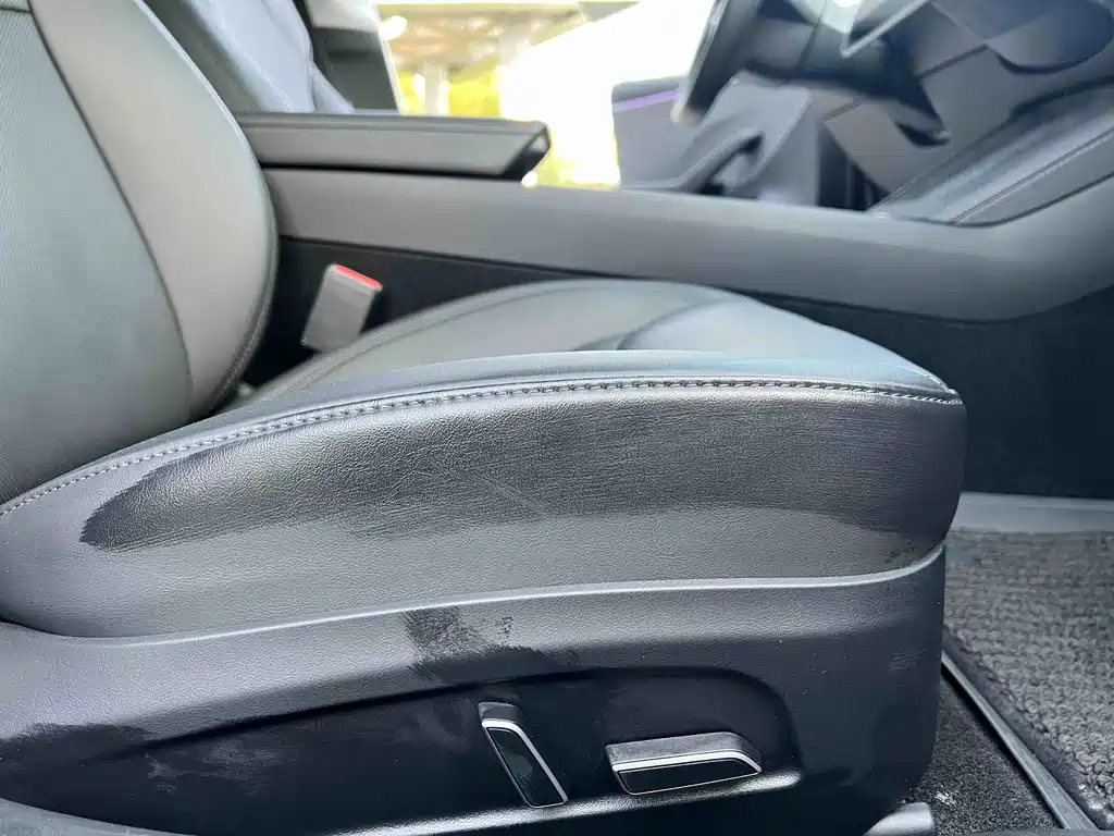 Tesla Model 3 — миниатюра 14