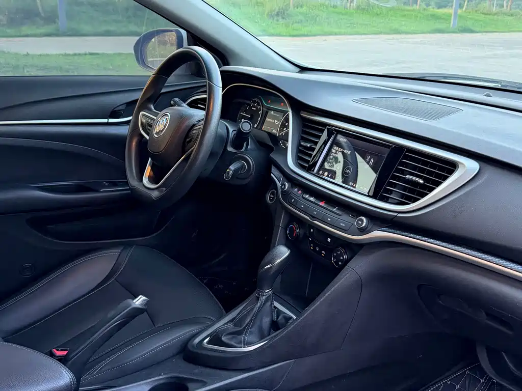 Buick Excelle — миниатюра 9