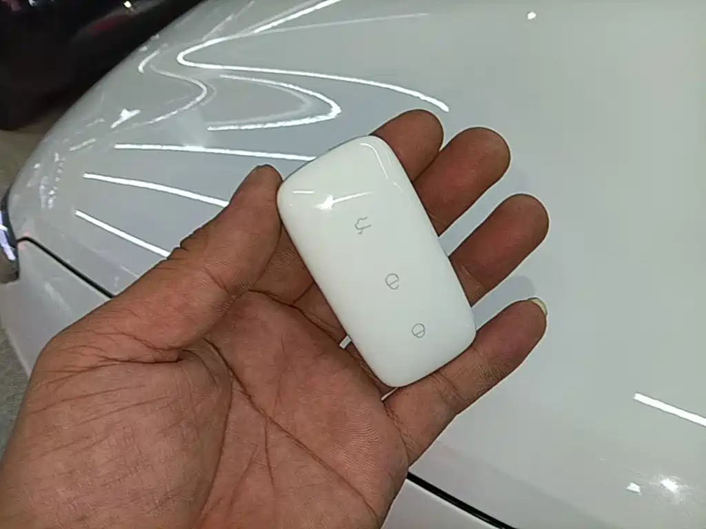 Galaxy Galaxy E5 — миниатюра 9