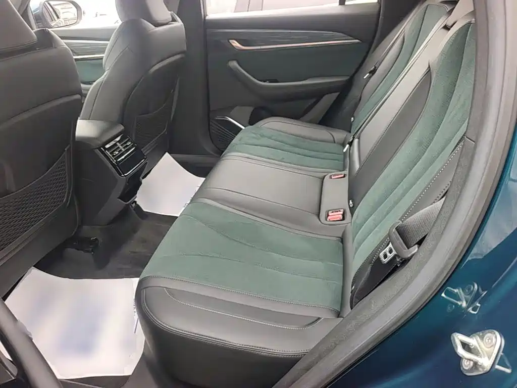 Geely Xingyue L — миниатюра 17