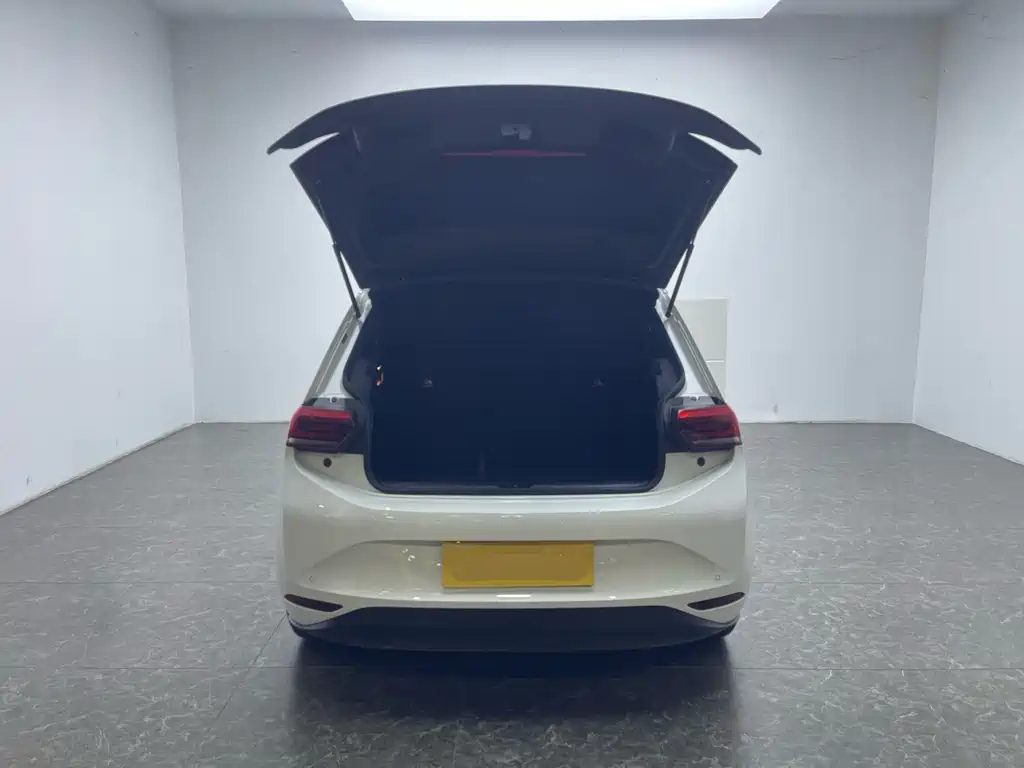 Volkswagen ID.3 — миниатюра 6