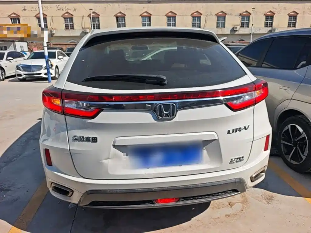 Honda UR-V — миниатюра 6