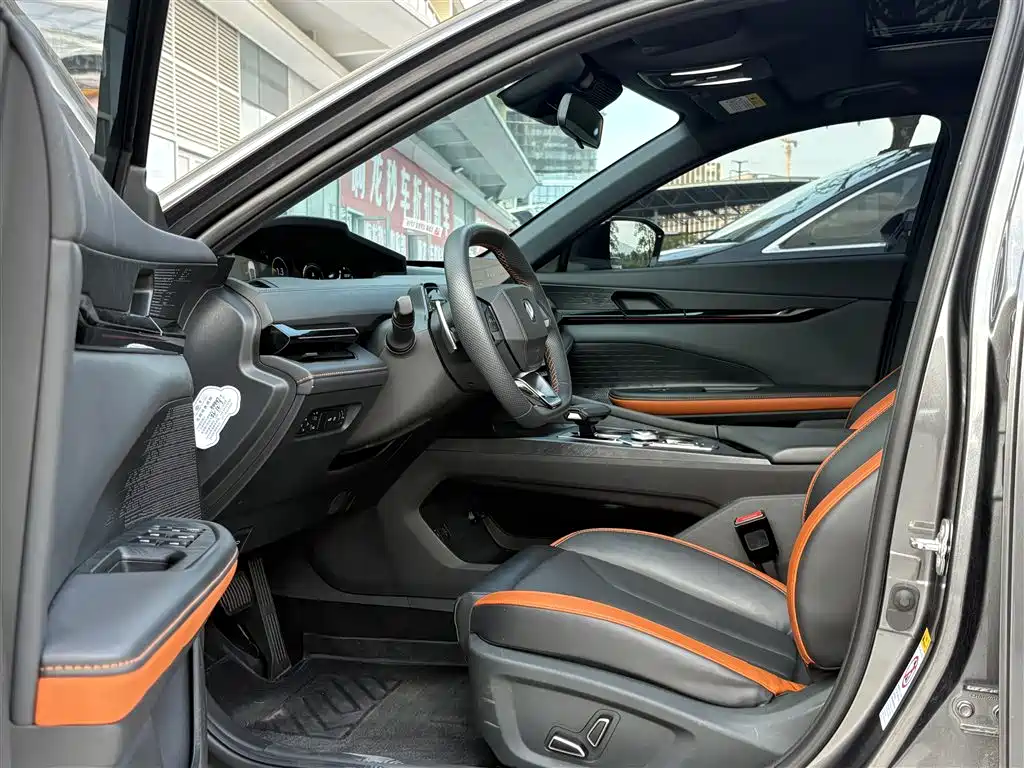 Changan UNI-V — миниатюра 6