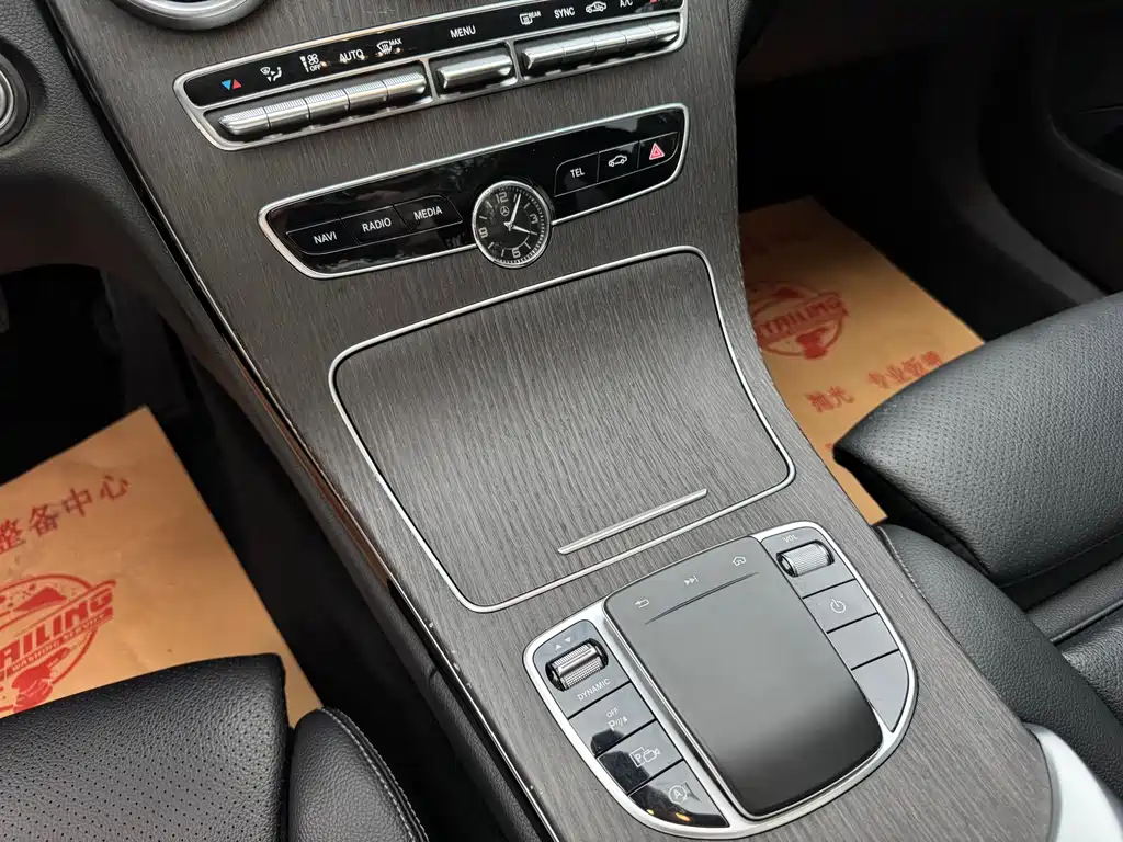 Mercedes-Benz C-Class — миниатюра 14