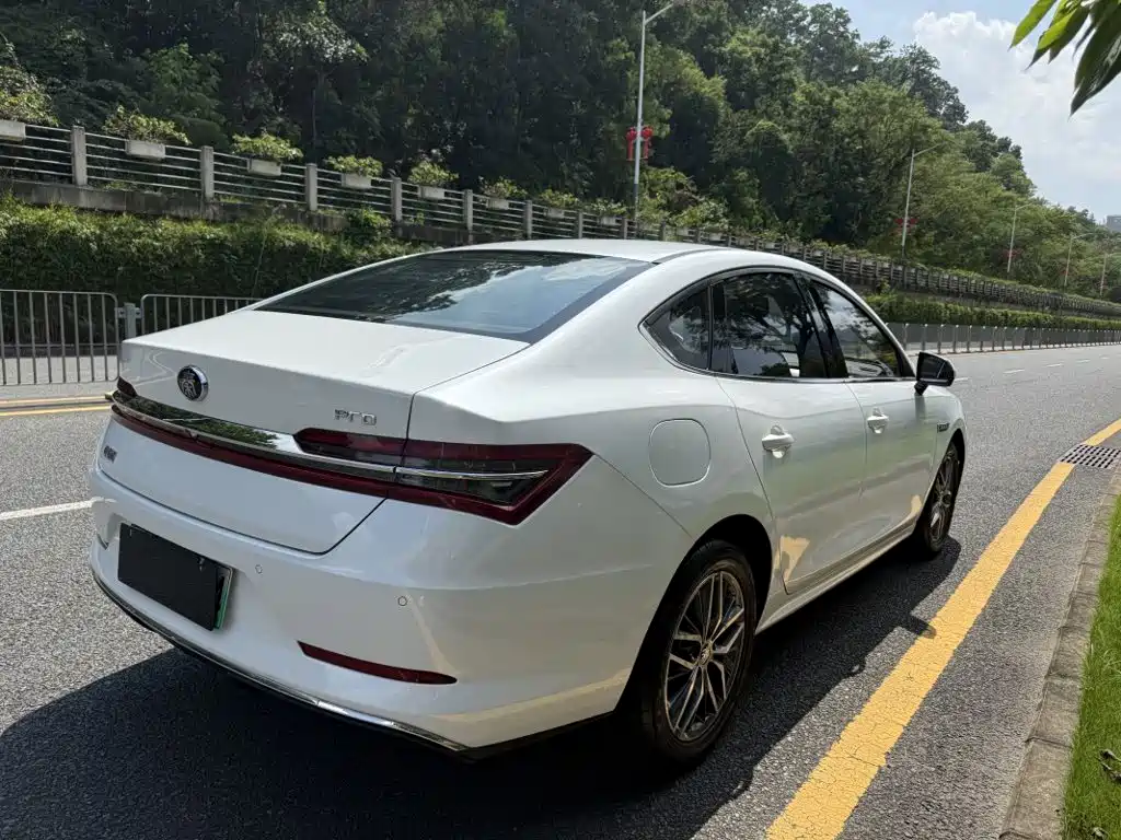 BYD Qin Pro NEV — миниатюра 5