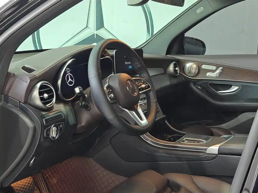 Mercedes-Benz GLC 2020 GLC 300 L 4MATIC