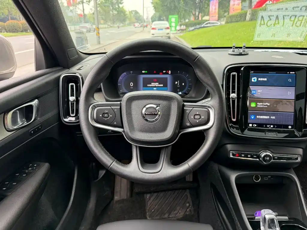 Volvo XC40 — миниатюра 14