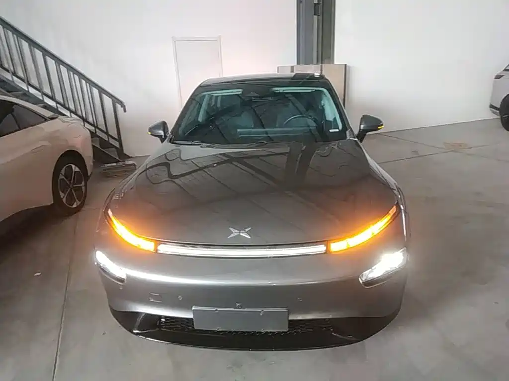XPeng P7 — миниатюра 3