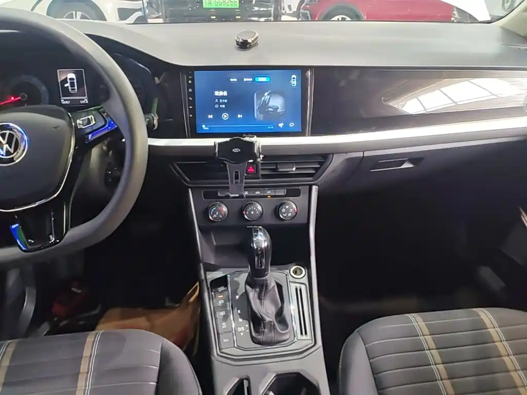 Volkswagen Lavida — миниатюра 13