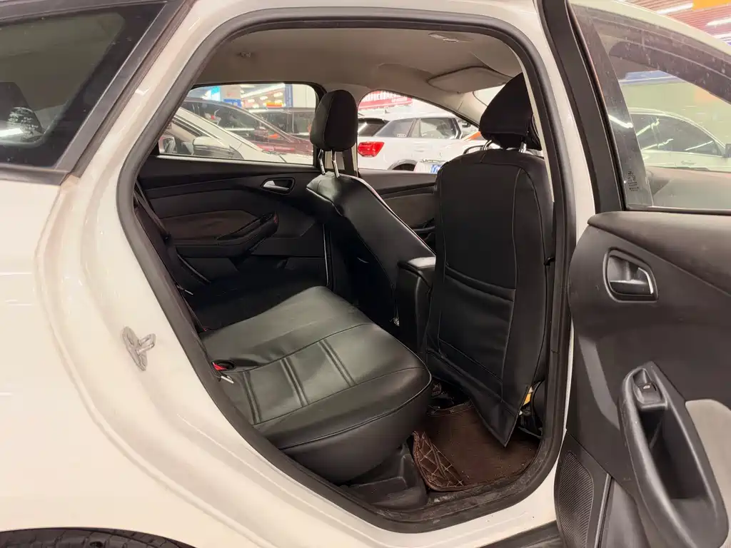 Ford Focus — миниатюра 9